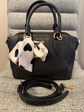 ✨ STUNNING NWOT Michael Kors Sienna Medium Satchel ✨